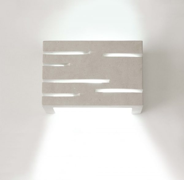 Applique con Tagli orizzontali in pietra